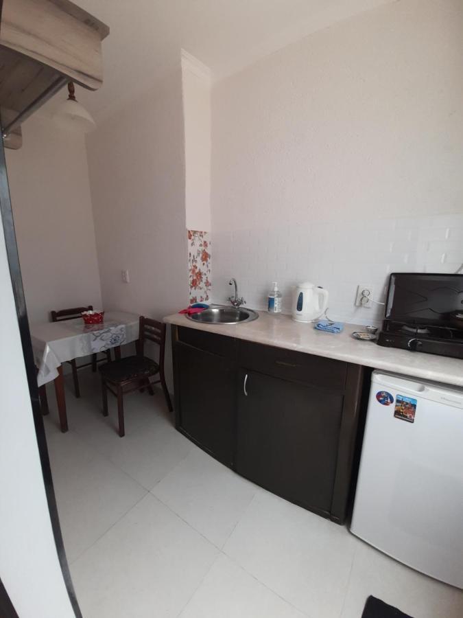 Guesthouse Borjomi Bagian luar foto